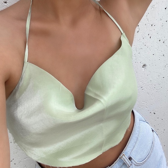Shop rumours crop top